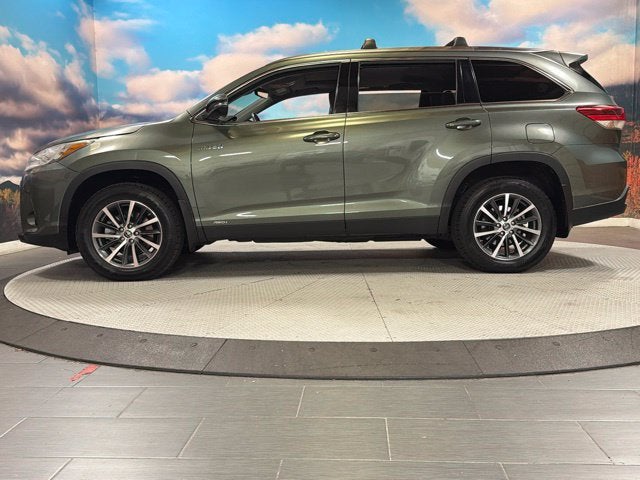 2019 Toyota Highlander Hybrid XLE