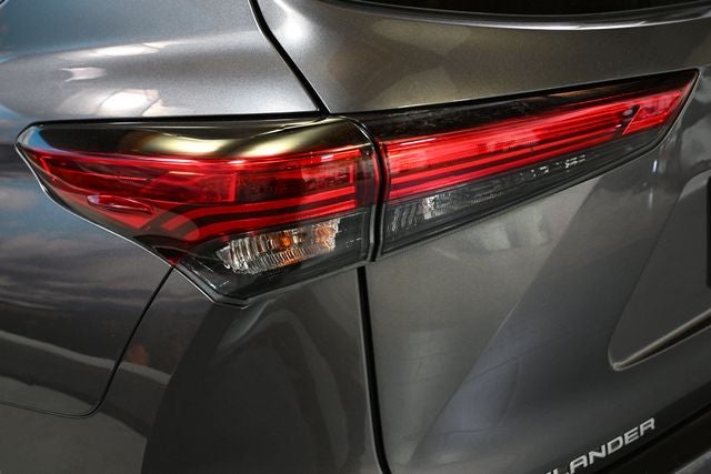2021 Toyota Highlander Hybrid Limited