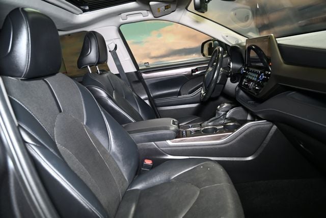 2021 Toyota Highlander Hybrid Limited