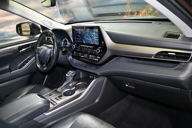 2021 Toyota Highlander Hybrid Limited