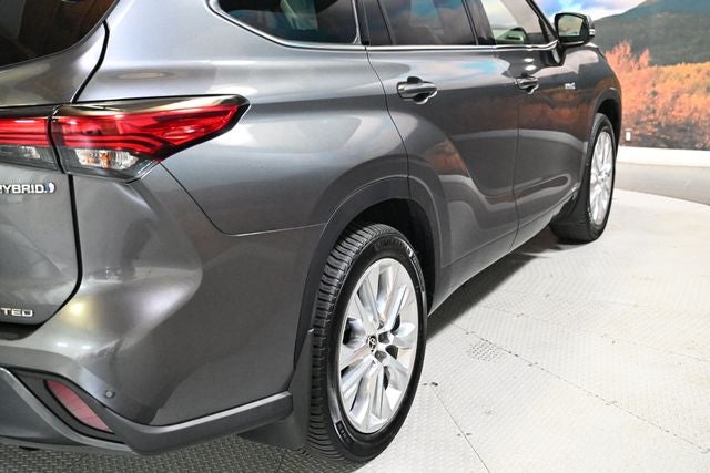2021 Toyota Highlander Hybrid Limited