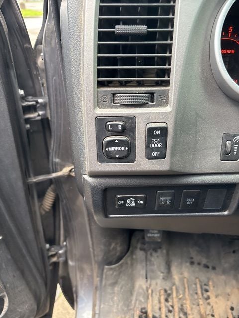 2013 Toyota Tundra Grade