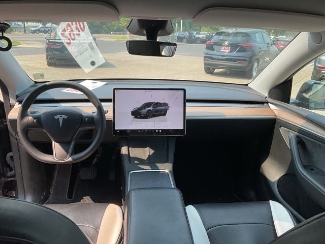 2024 Tesla Model Y Long Range