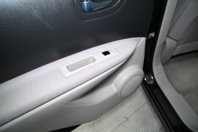 2009 Nissan Rogue S