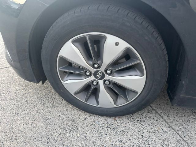 2019 Hyundai Ioniq Plug-In Hybrid Base