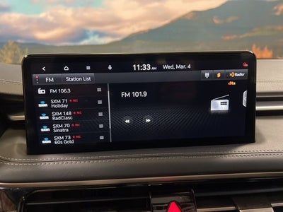 2025 Genesis G70 2.5T