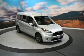 2022 Ford Transit Connect Titanium