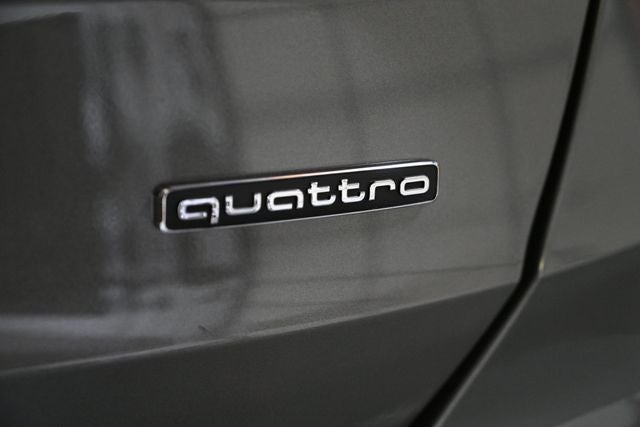 2019 Audi Q3 2.0T Premium Plus S line quattro