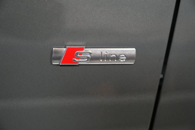 2019 Audi Q3 2.0T Premium Plus S line quattro