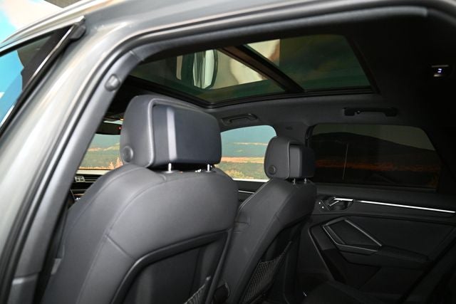 2019 Audi Q3 2.0T Premium Plus S line quattro