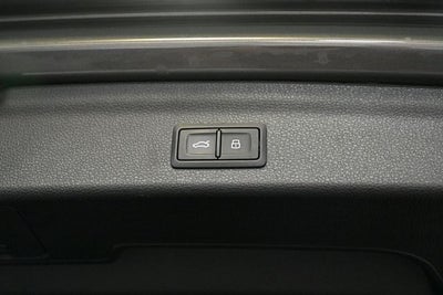 2019 Audi Q3 2.0T Premium Plus S line quattro