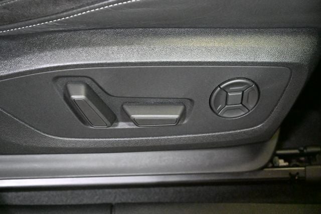 2019 Audi Q3 2.0T Premium Plus S line quattro