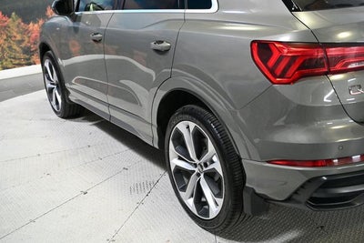2019 Audi Q3 2.0T Premium Plus S line quattro