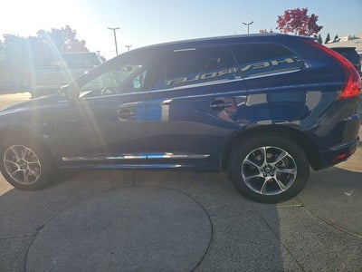 2015 Volvo XC60 T6 Platinum