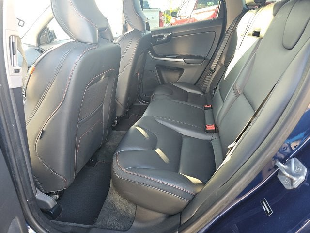 2015 Volvo XC60 T6 Platinum