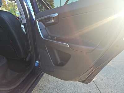 2015 Volvo XC60 T6 Platinum