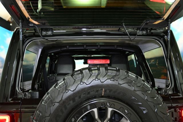 2023 Jeep Wrangler Rubicon 392