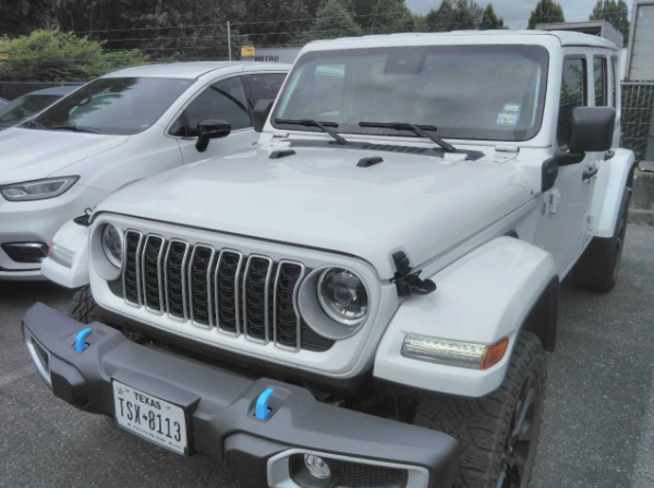 2024 Jeep Wrangler Sahara 4xe
