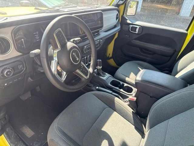 2024 Jeep Wrangler Sahara 4xe