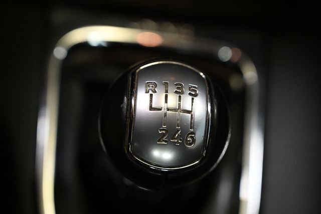 2017 Ford Mustang V6