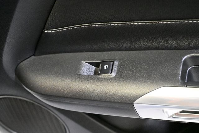 2017 Ford Mustang V6