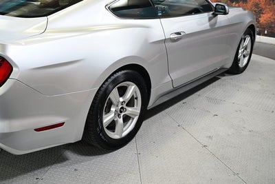 2017 Ford Mustang V6