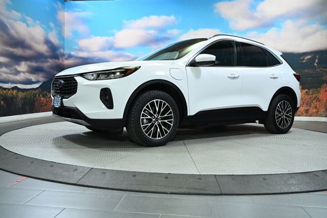 2023 Ford Escape Plug-In Hybrid Base