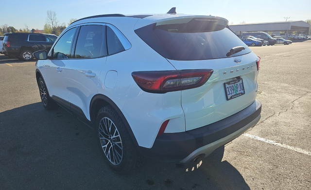 2023 Ford Escape Plug-In Hybrid Base