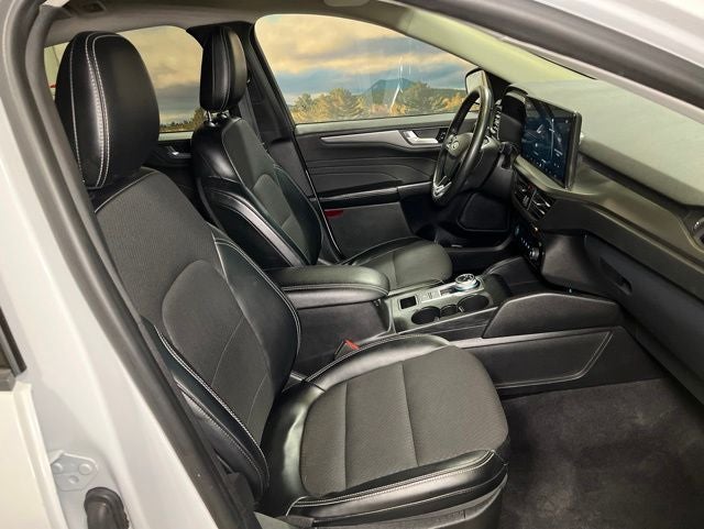 2023 Ford Escape Plug-In Hybrid Base