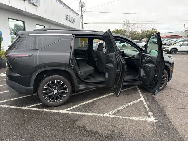 2025 Chevrolet Traverse LT 2LT