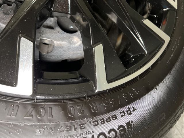 2025 Chevrolet Traverse LT 2LT