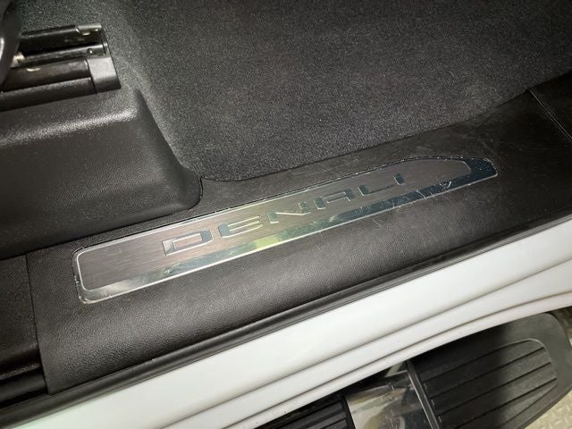 2020 GMC Sierra 2500HD Denali