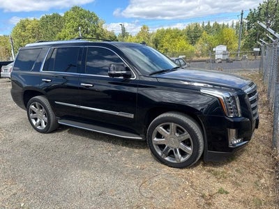2017 Cadillac Escalade Luxury