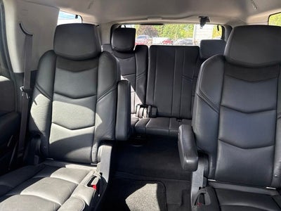 2017 Cadillac Escalade Luxury