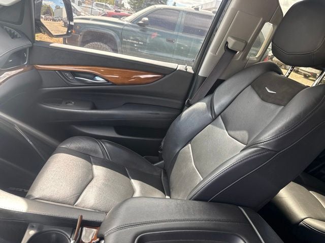 2017 Cadillac Escalade Luxury