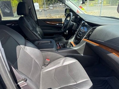 2017 Cadillac Escalade Luxury