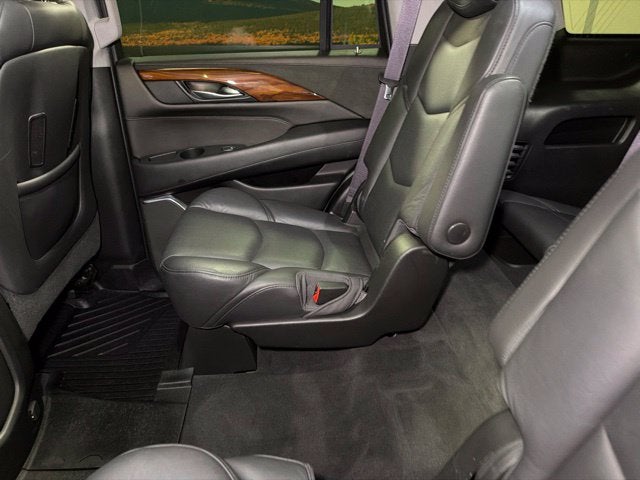 2017 Cadillac Escalade Luxury