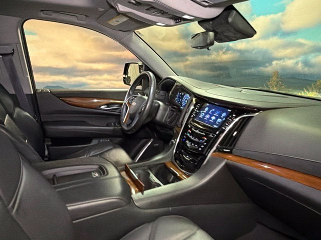 2017 Cadillac Escalade Luxury