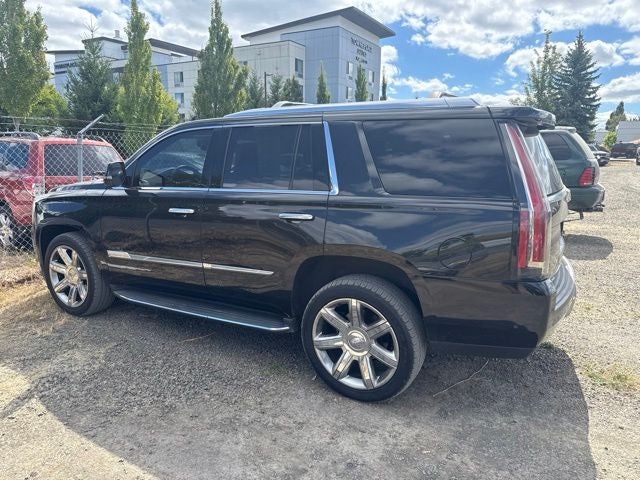 2017 Cadillac Escalade Luxury