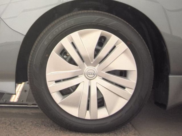 2025 Nissan Leaf S