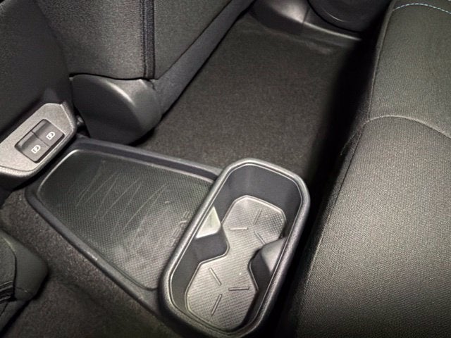 2025 Nissan Leaf S