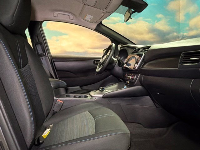 2025 Nissan Leaf S