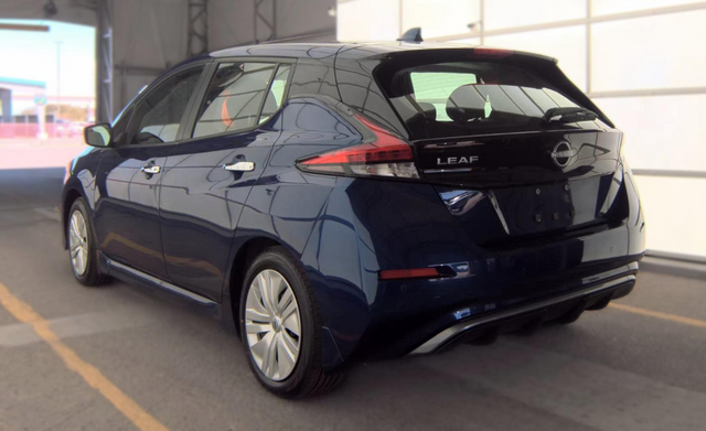 2025 Nissan Leaf S