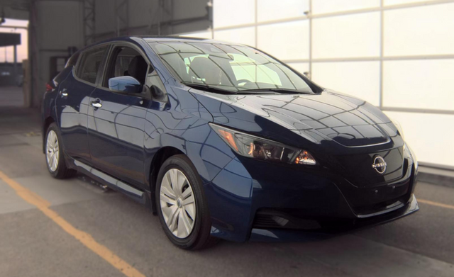 2025 Nissan Leaf S