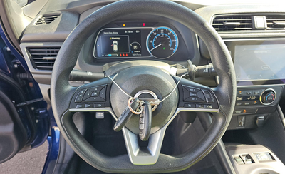 2025 Nissan Leaf S