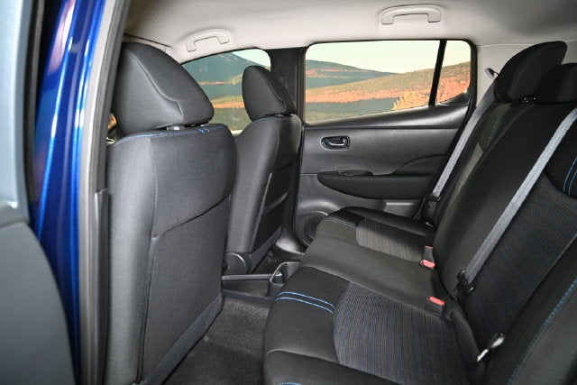 2025 Nissan Leaf S