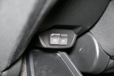2025 Nissan Leaf S