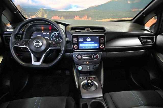 2025 Nissan Leaf S