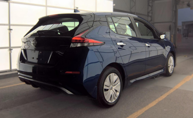 2025 Nissan Leaf S