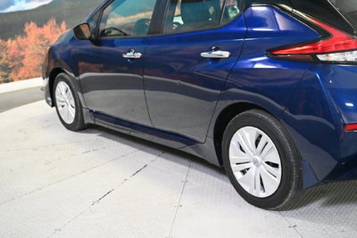 2025 Nissan Leaf S